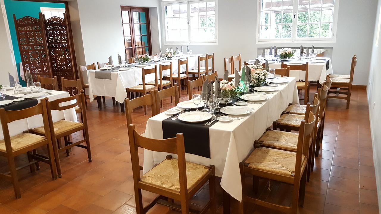 Hotel Restaurant Les 3 Chenes Fréjus Екстериор снимка